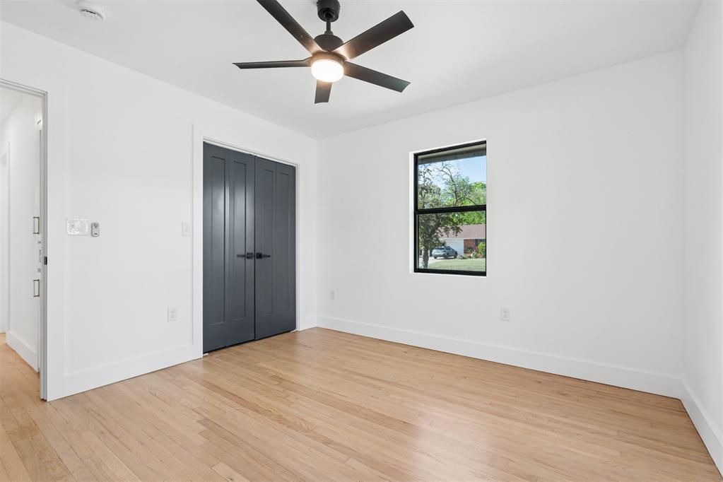 832 Oakbrook Drive