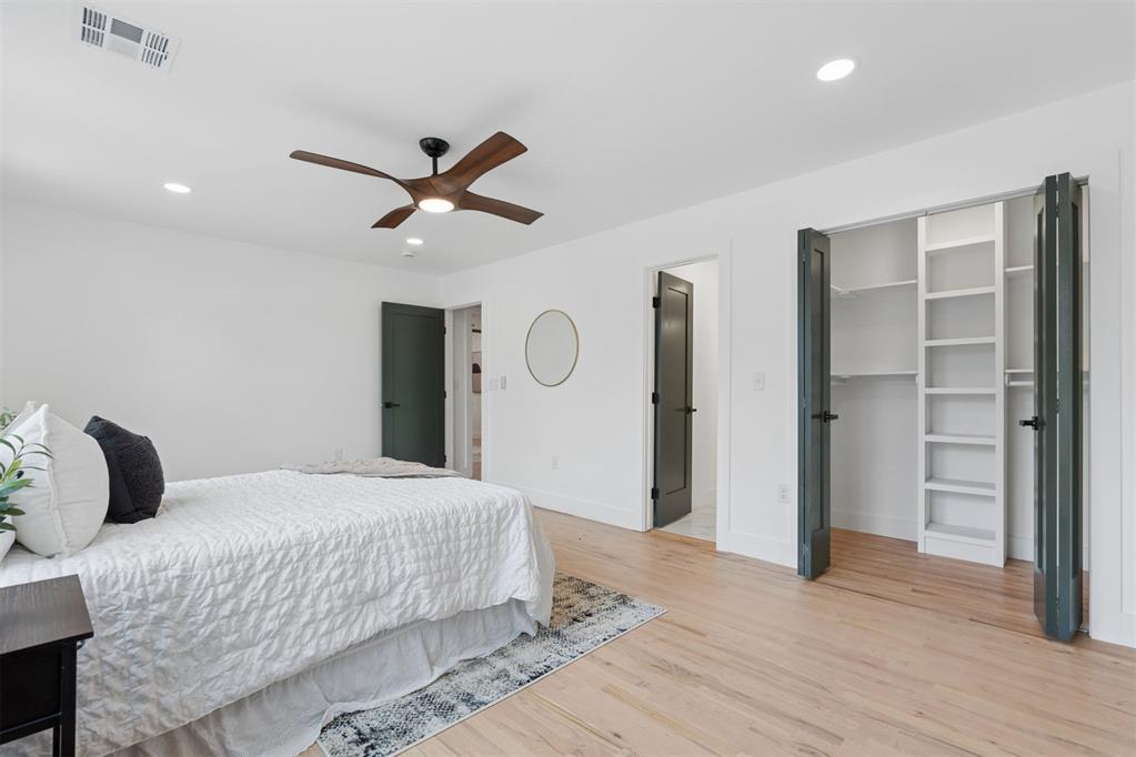 832 Oakbrook Drive
