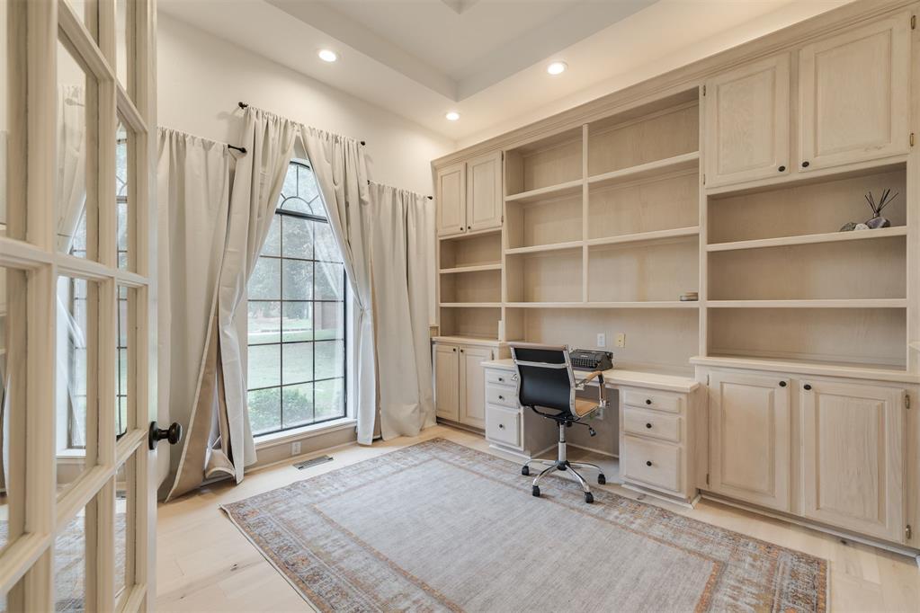 1009 Glenridge Drive