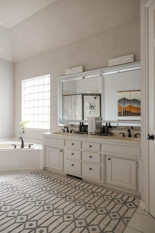 1009 Glenridge Drive