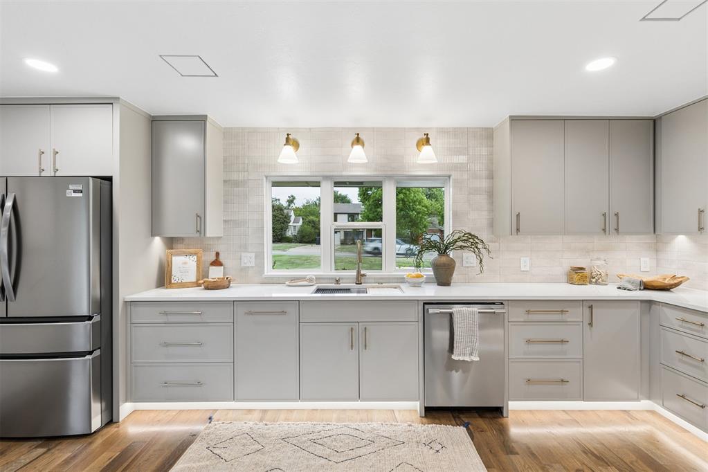 1114 W Wilshire Boulevard