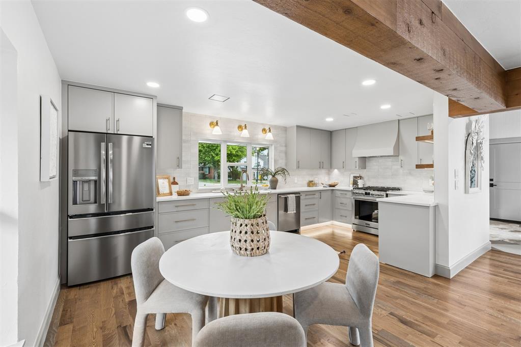 1114 W Wilshire Boulevard