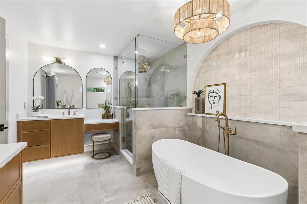 1114 W Wilshire Boulevard