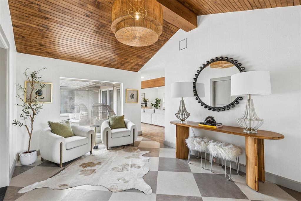 1114 W Wilshire Boulevard