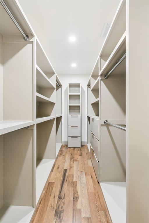 1114 W Wilshire Boulevard