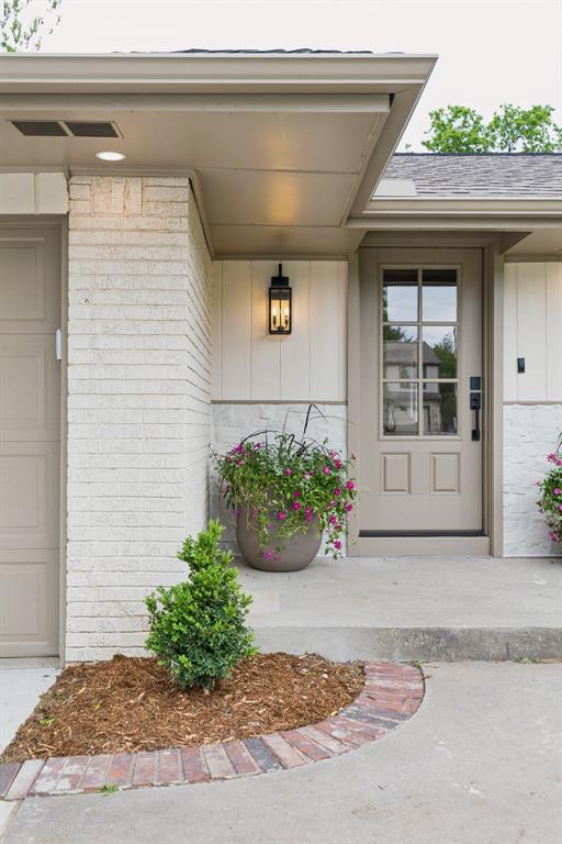 1114 W Wilshire Boulevard