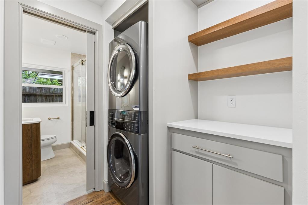 1114 W Wilshire Boulevard