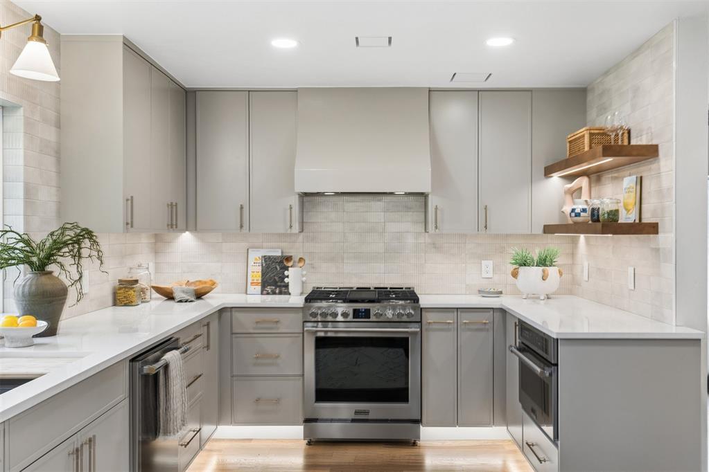 1114 W Wilshire Boulevard