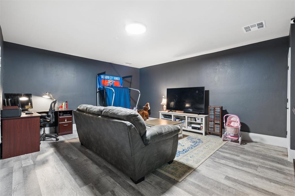15308 Blue Jay Drive