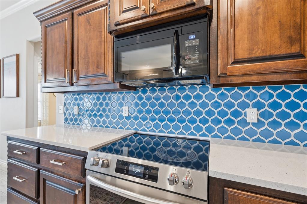 15308 Blue Jay Drive