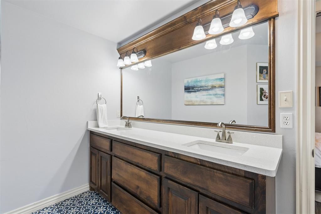 15308 Blue Jay Drive