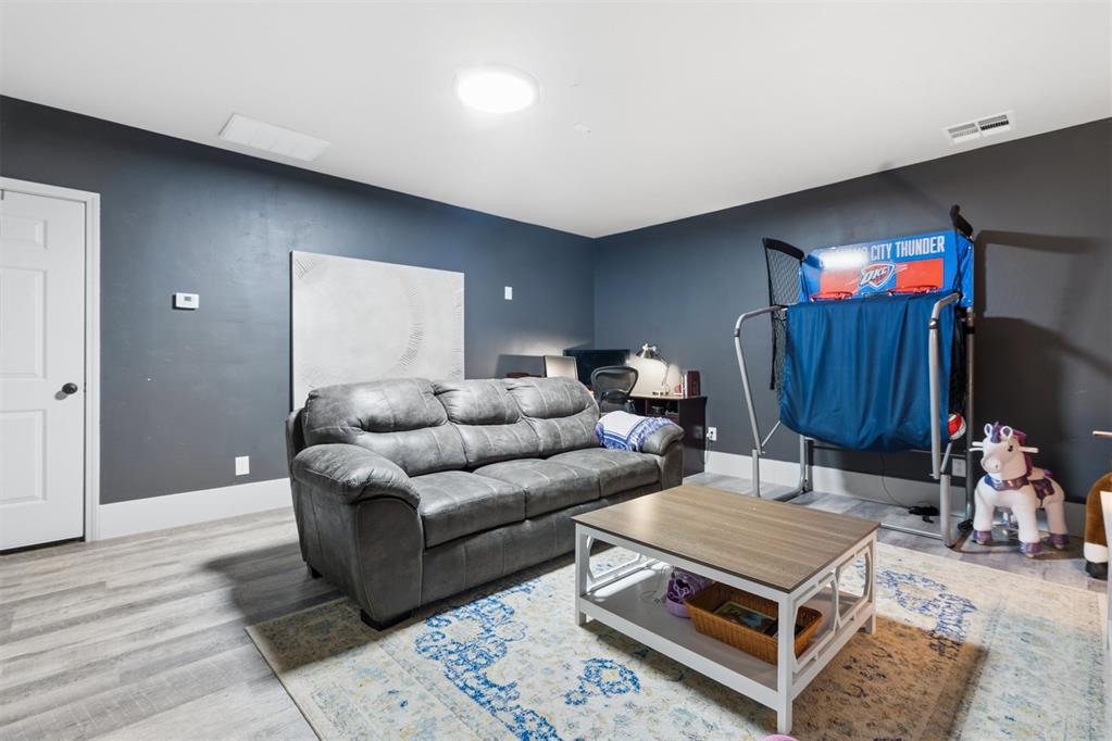 15308 Blue Jay Drive