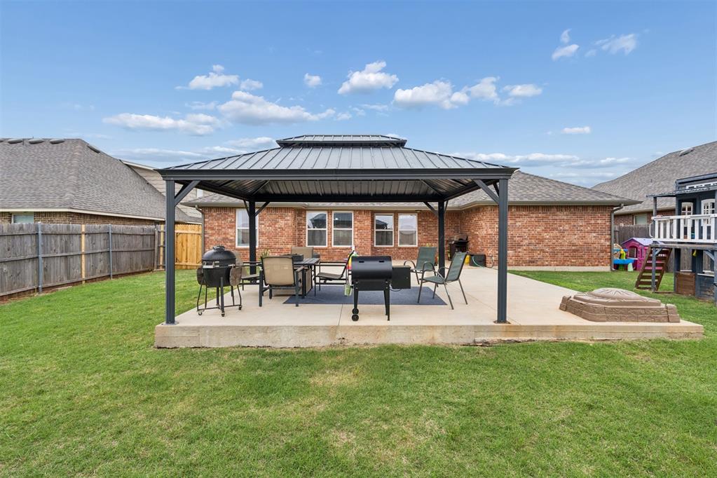 15308 Blue Jay Drive