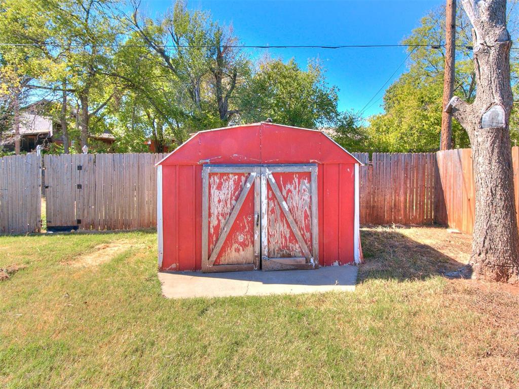 401 S Dallas Avenue