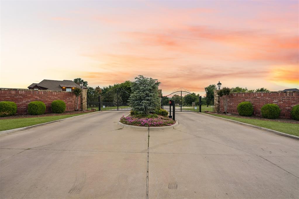 5685 Auburn Drive Drive