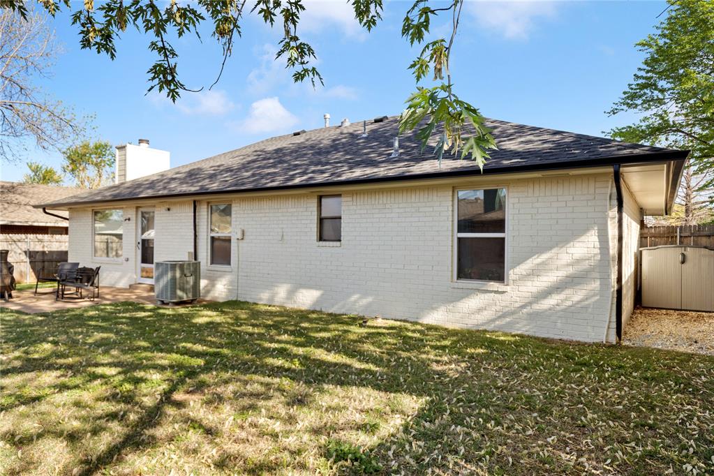 2204 Summer Way Lane