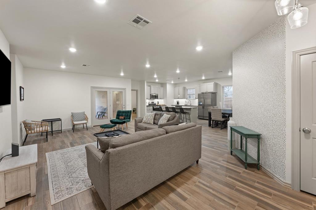 1416 Devonshire Court
