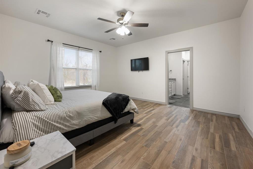 1416 Devonshire Court