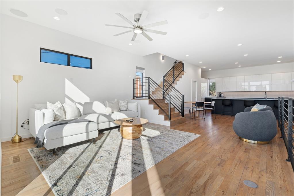 841 NW 6th Street