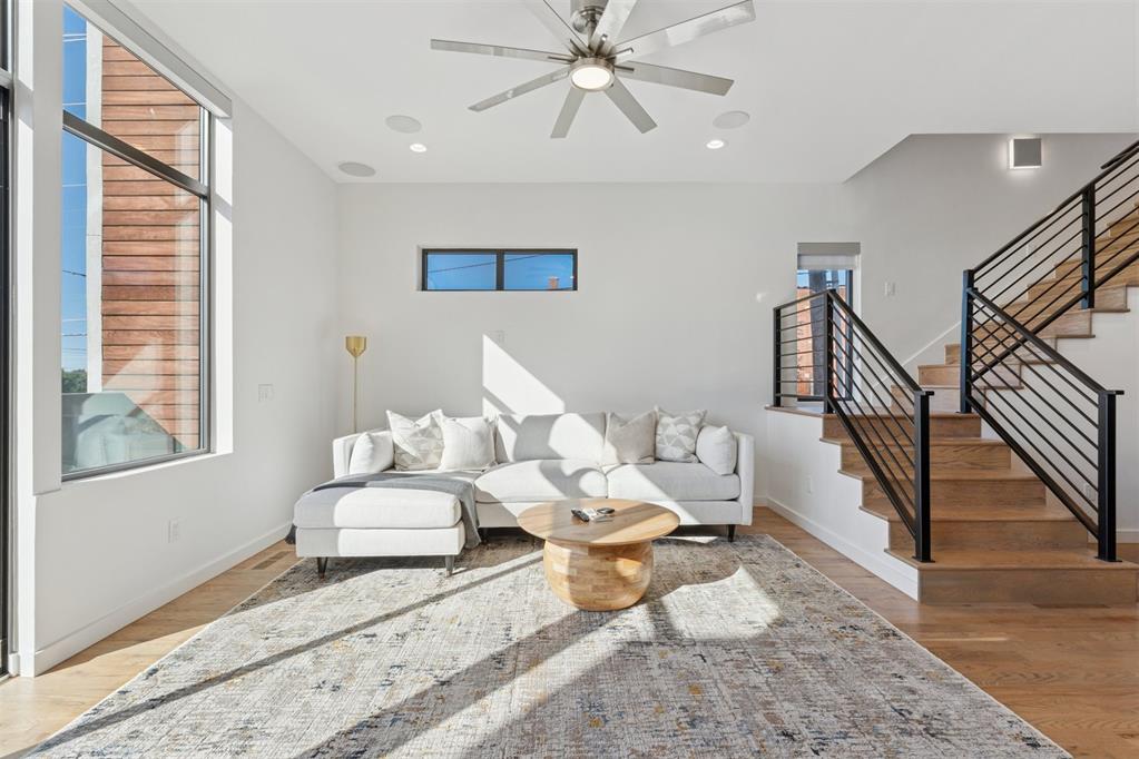 841 NW 6th Street