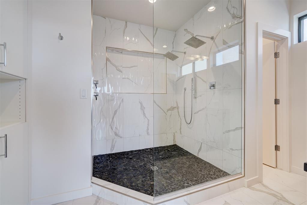 841 NW 6th Street