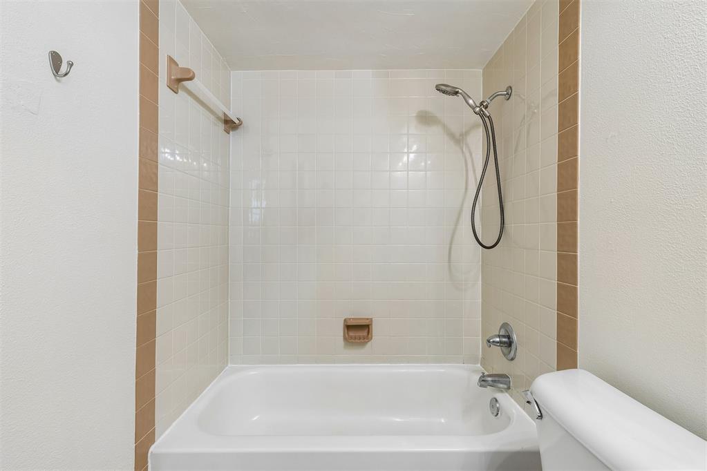 505 Crestview