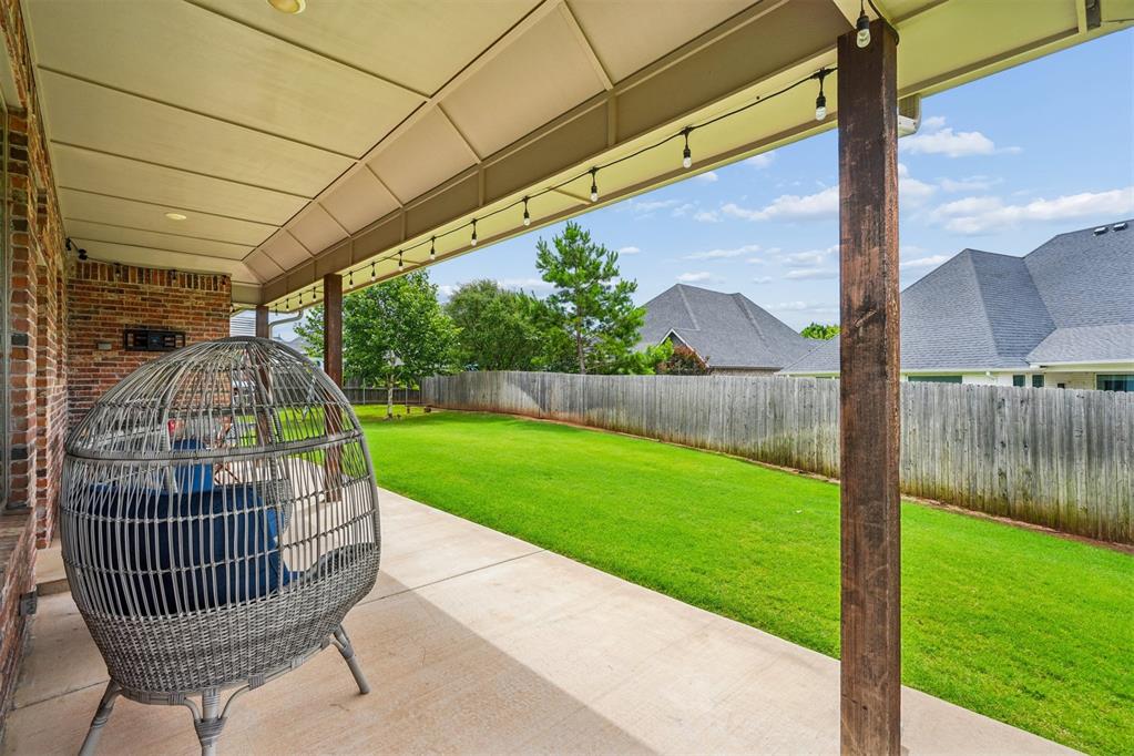 620 NW 187th Court