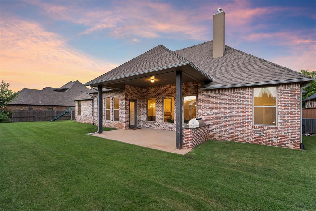 15205 Kestral Lake Drive