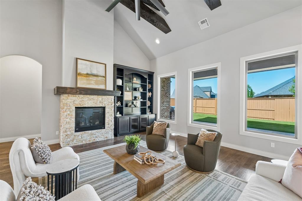 15205 Kestral Lake Drive