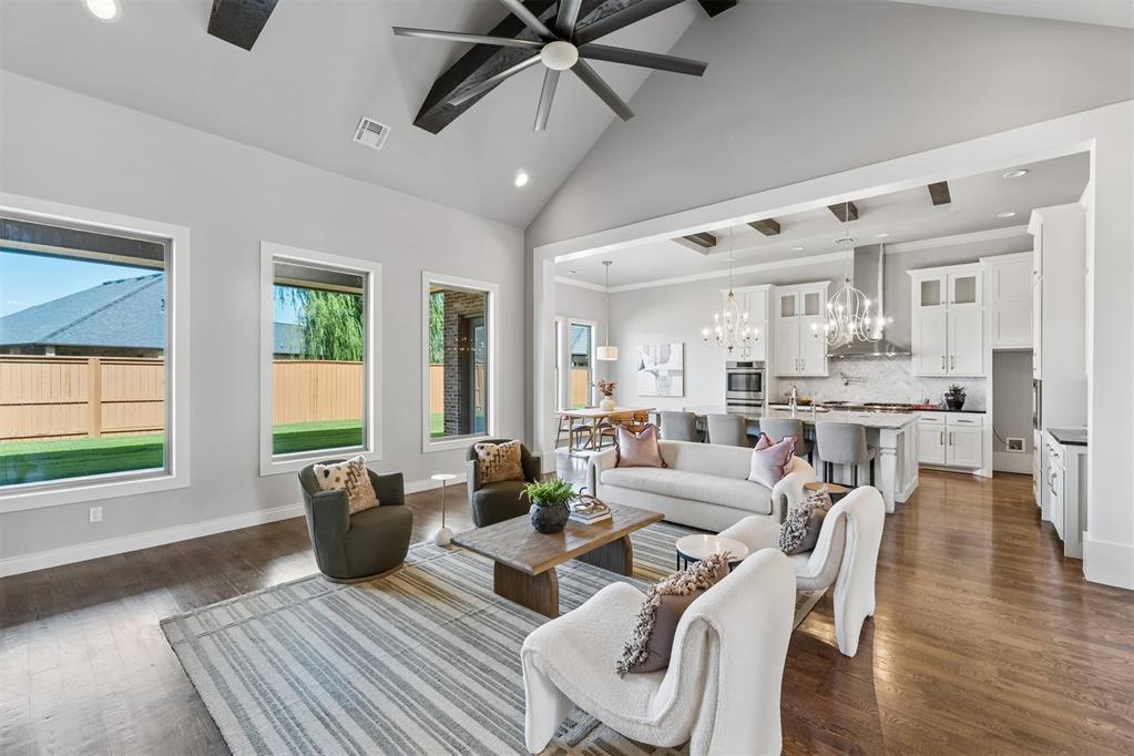 15205 Kestral Lake Drive