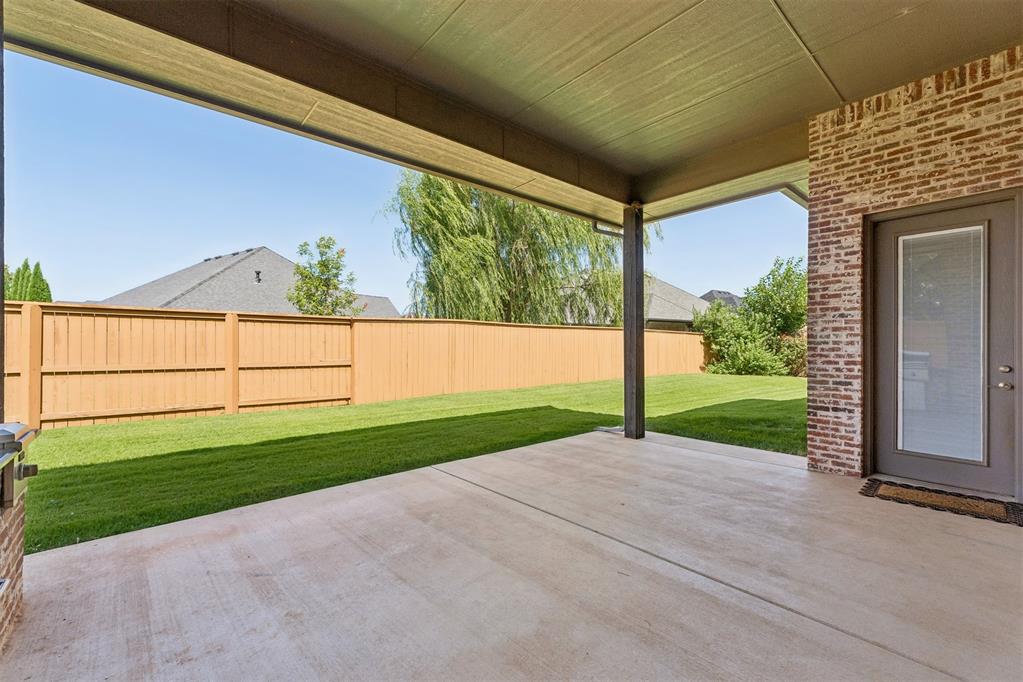 15205 Kestral Lake Drive