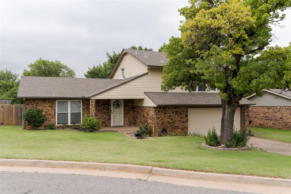 3809 NE 141st Circle
