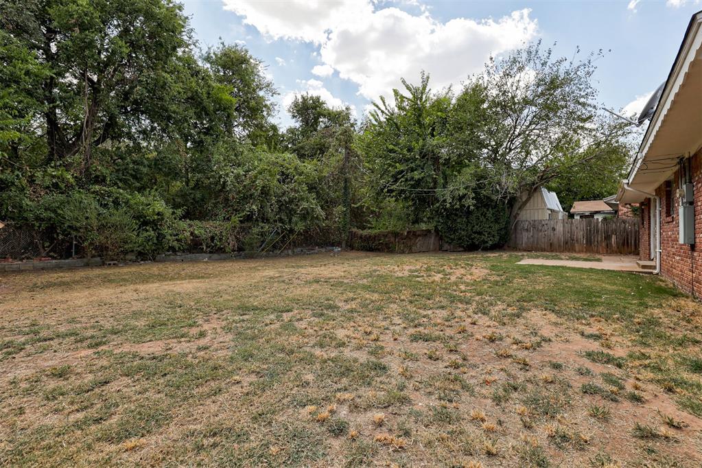 8636 NE 33rd Street
