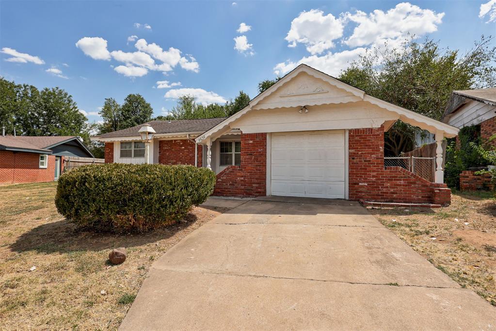 8636 NE 33rd Street