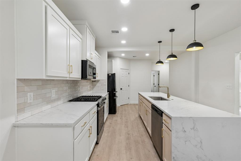 525 NW 27th Street