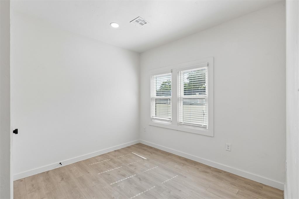 525 NW 27th Street