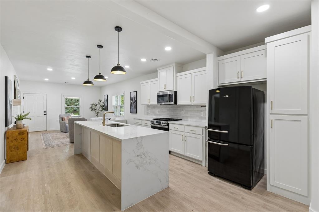 525 NW 27th Street