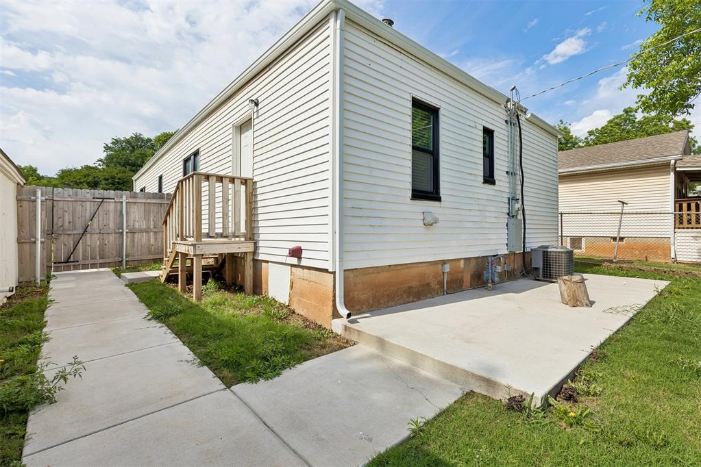 525 NW 27th Street