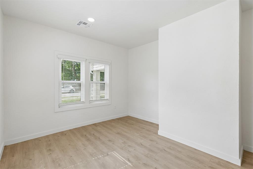 525 NW 27th Street
