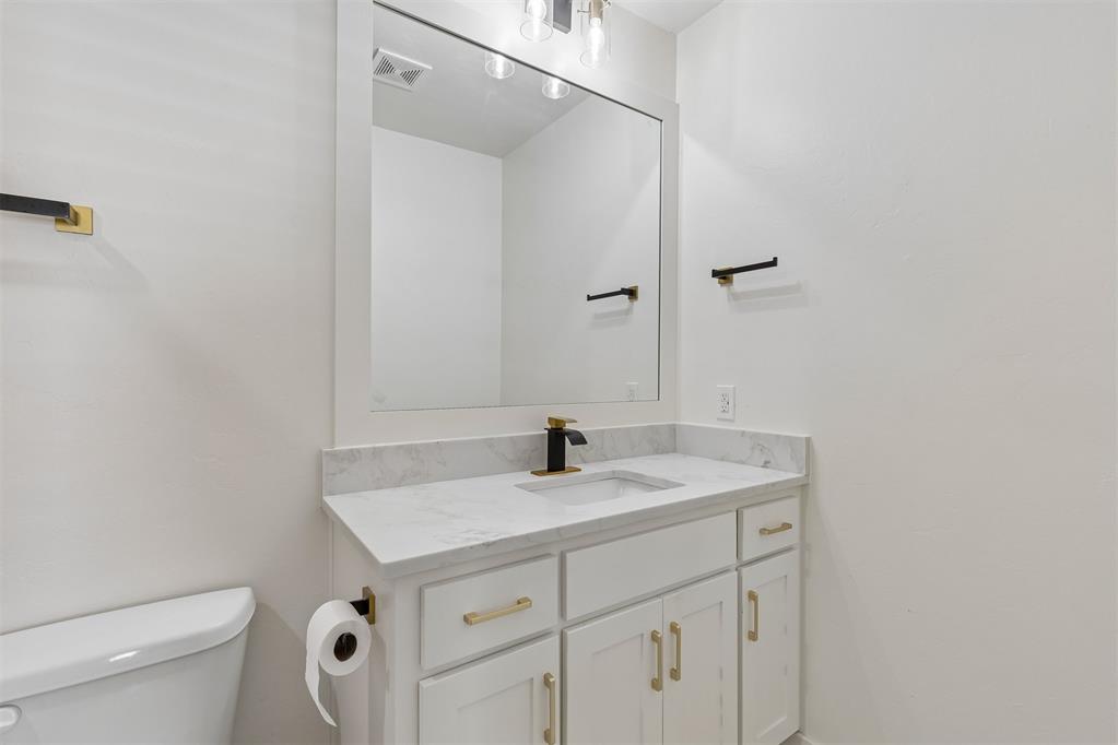 525 NW 27th Street
