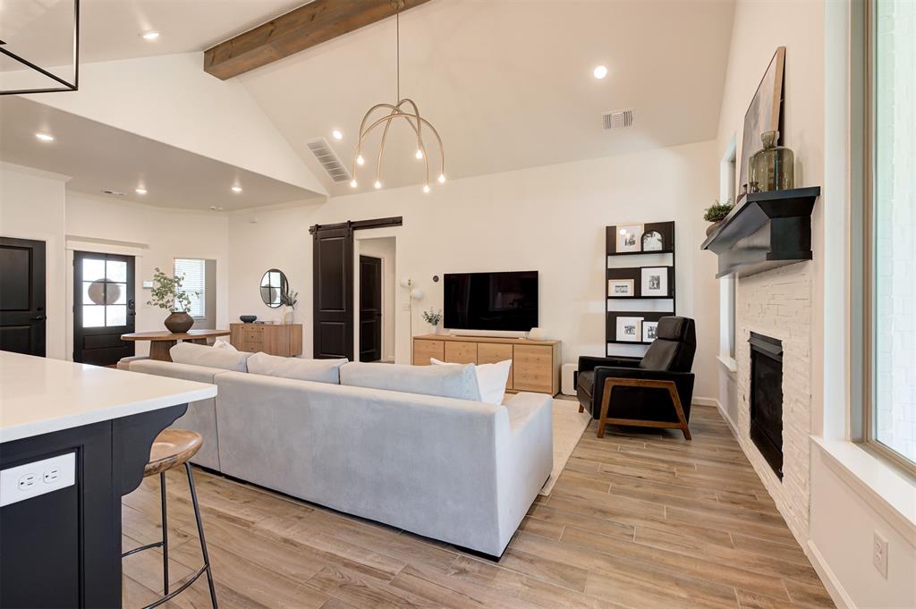 2900 Heather Haven