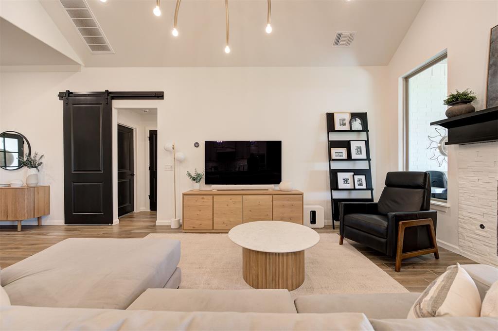 2900 Heather Haven