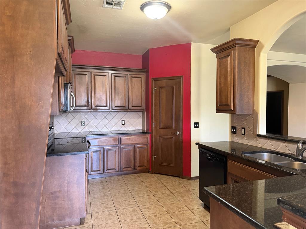 9008 NW 81st Street