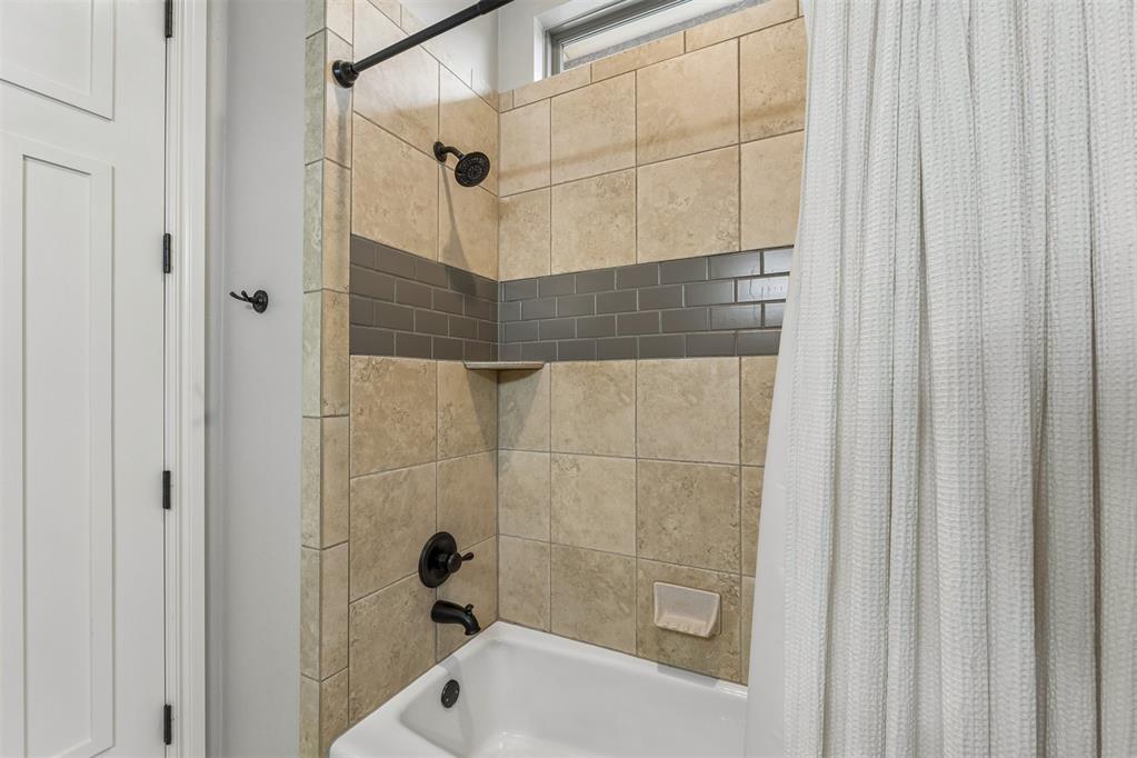 16733 Little Leaf Court
