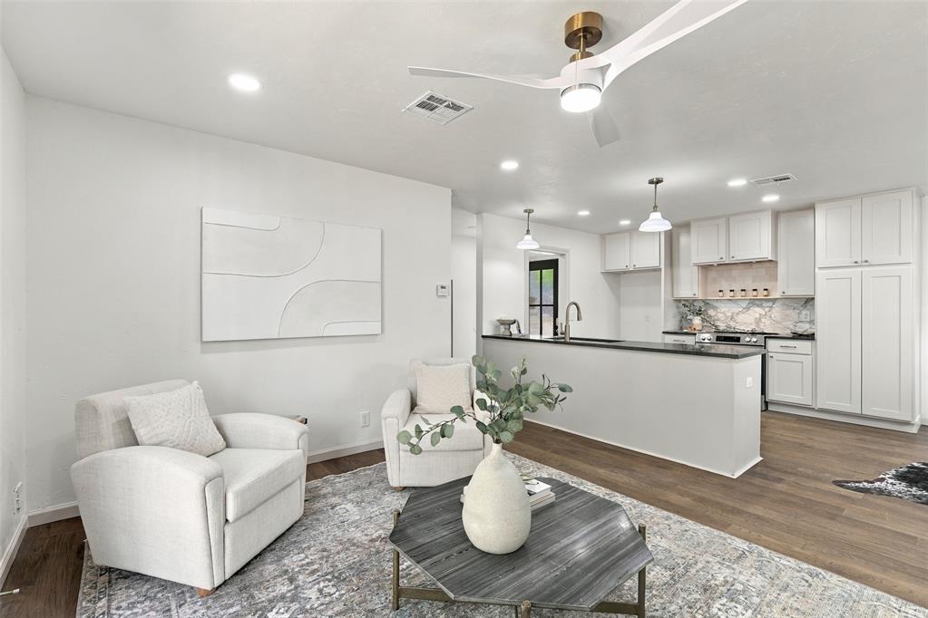 1511 Avondale Drive