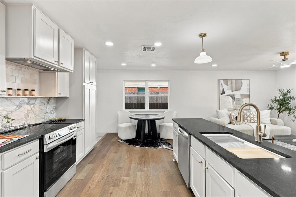 1511 Avondale Drive