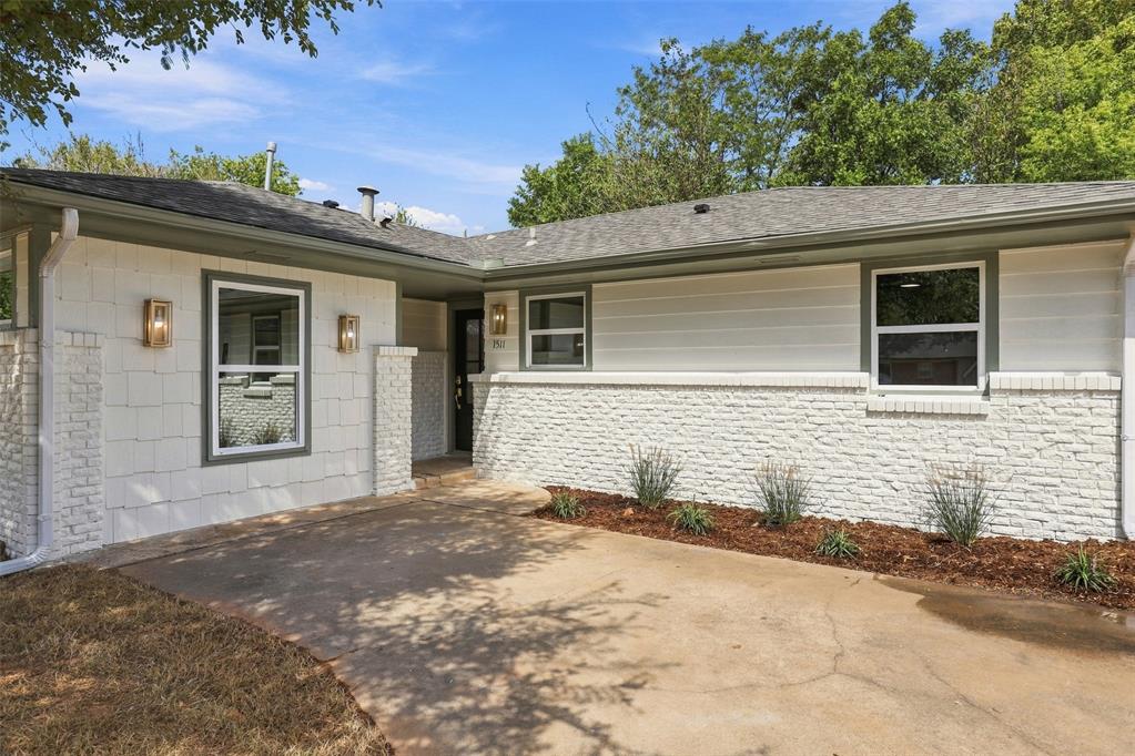 1511 Avondale Drive
