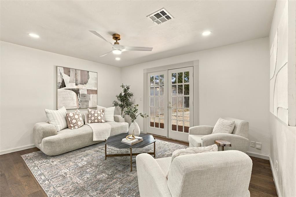 1511 Avondale Drive