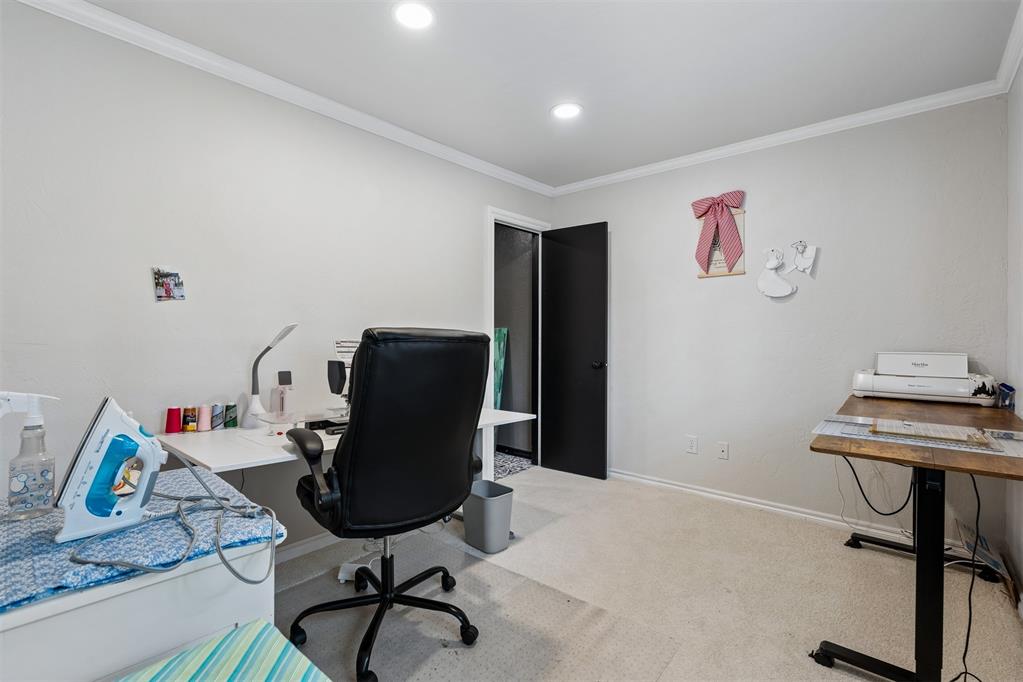 6109 Oak Forest Road