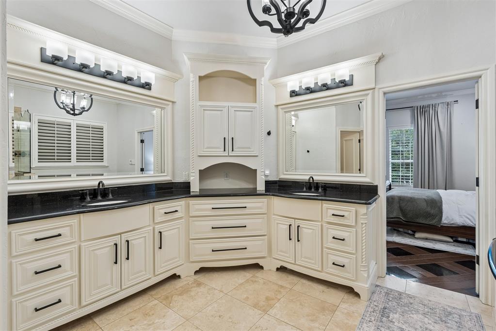 6109 Oak Forest Road